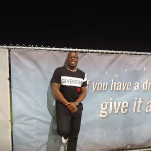 Meet your Posher, Jwuan